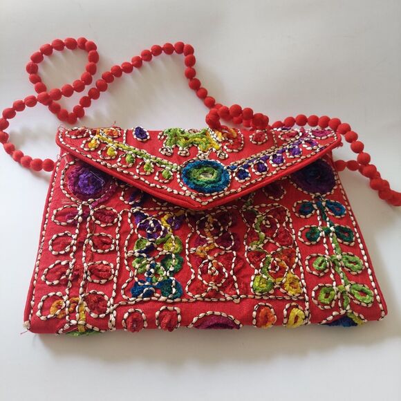 Embroidered Crewel Red Purse Envelope Clutch Crossbody Bag Boho Fiesta India - Picture 1 of 11